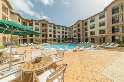 American Landmark Acquires Haven at Lakes of 610 Apartments