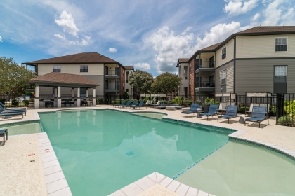 Berkadia Arranges Sale of 299-unit Multifamily Community in Baton Rouge, Louisiana