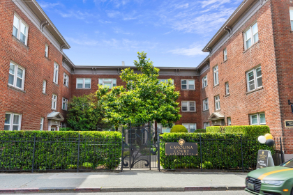 Vista Investment Group and Sky Alps Capital Acquire 215-Unit Multifamily Portfolio in Downtown Seattle for $35.2 Million