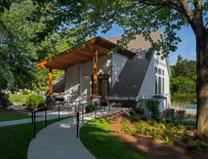 Beacon Real Estate Group Acquires Sister Apartment Communities in Atlanta Area