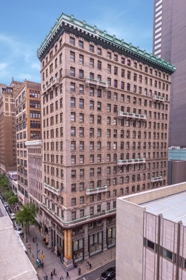 HFF Closes Sale and Secures Financing for High-rise Apartment Building in Downtown Philadelphia