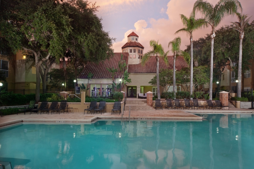 THE ALTMAN COMPANIES ANNOUNCES MANAGEMENT OF THE PROMENADE AT CARILLON