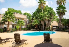 Newport Real Estate Partners, LLC Acquires 460-Unit Apartment Property in Houston