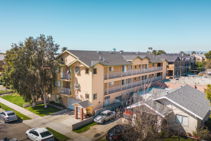 Stepp Commercial Completes $4.39 Million Portfolio Sale of Two Apartment Properties in Eastside Submarket of Long Beach