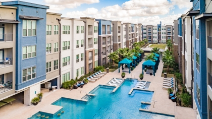 Berkadia Secures Sale of 387-unit Class A Multifamily Community in Houston