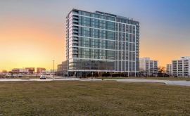 One Oak Brook Commons Achieves 50 Percent Leased