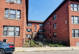 Becovic Acquires 19-Unit Courtyard Building in Rogers Park for $2.2 Million